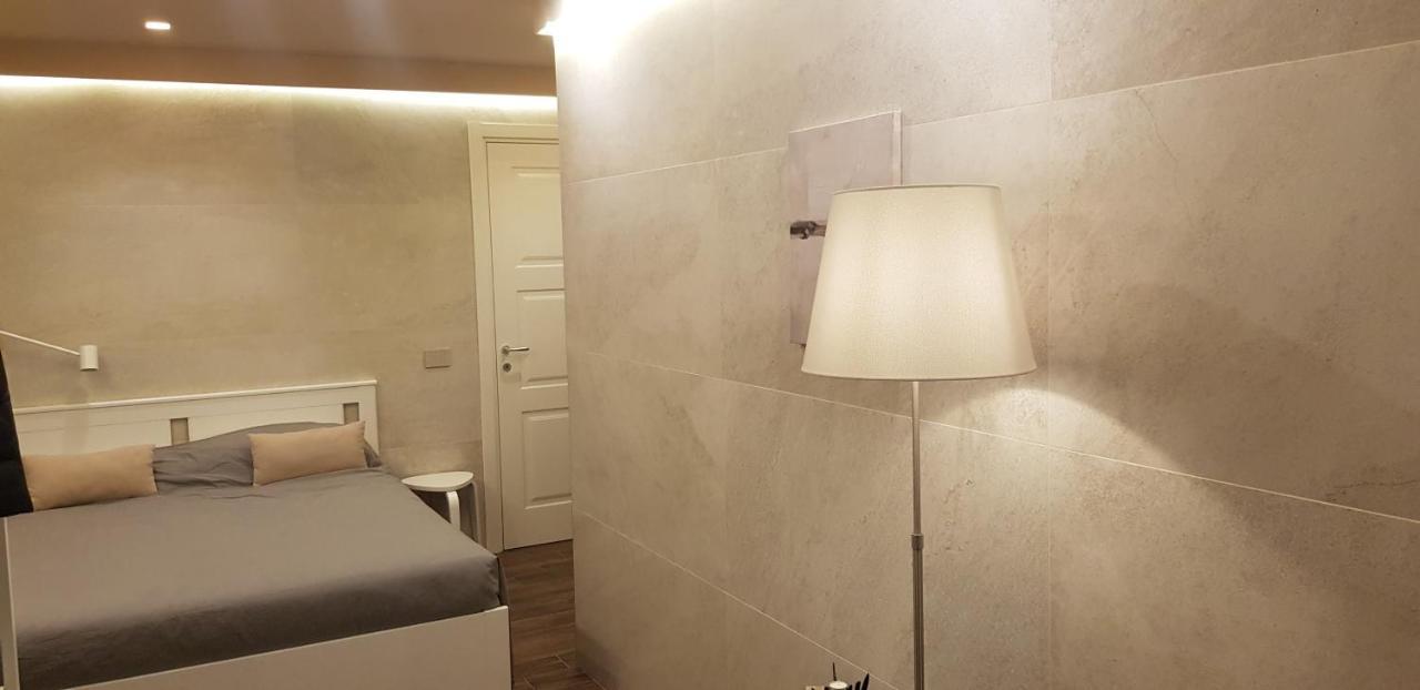 La Suite Al Centro Citta คาตาเนีย ภายนอก รูปภาพ